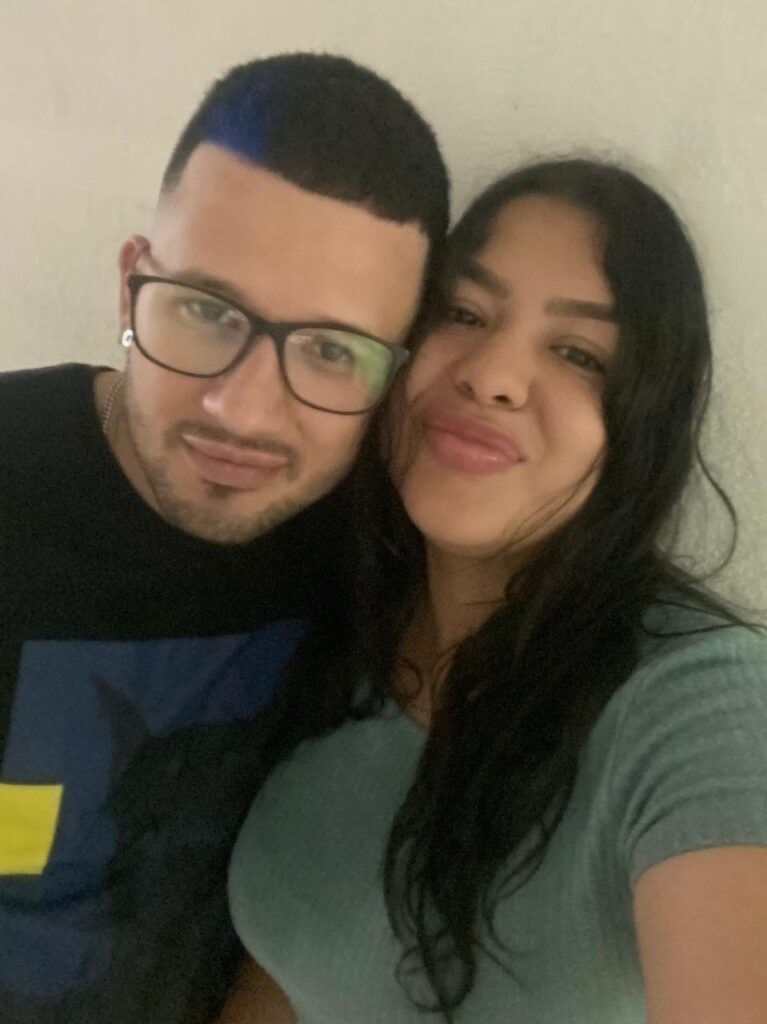 El caso del cantante venezolano que viajó a EEUU y terminó deportado a El Salvador