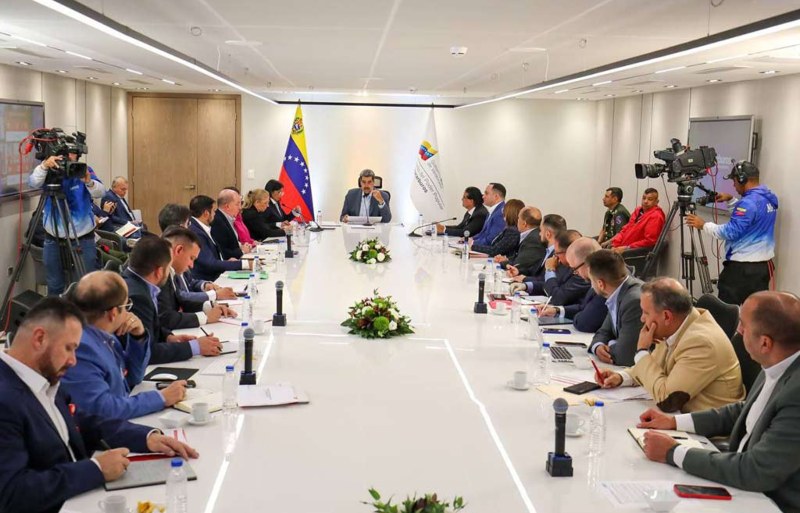 Maduro: "Venezuela tiene las puertas abiertas a las inversiones internacionales"