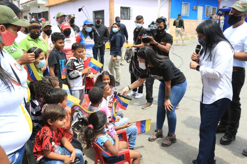 Delcy Rodríguez pide buscar y atender a niños con desnutrición