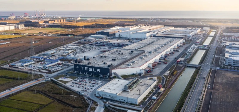 Tesla: "Shanghái será el centro de exportación de vehículos más grande del mundo"