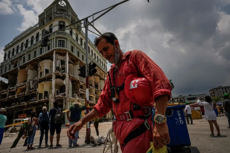 Tragedia en La Habana: Ya son 41 muertos por explosión en Hotel Saratoga