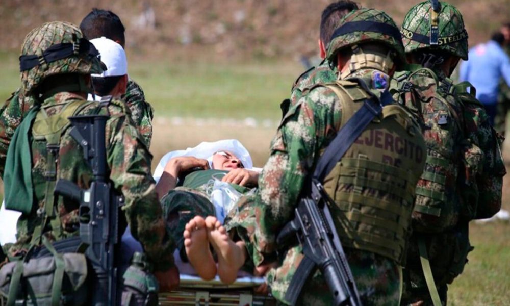 Colombia: 12 militares heridos tras ataque con explosivos
