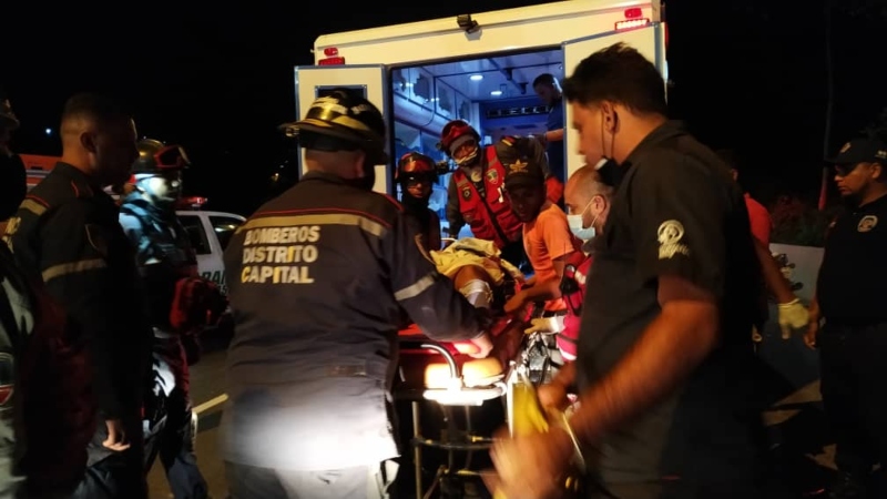Un fallecido y un herido grave dejó accidente de tránsito en Tazón este 6May