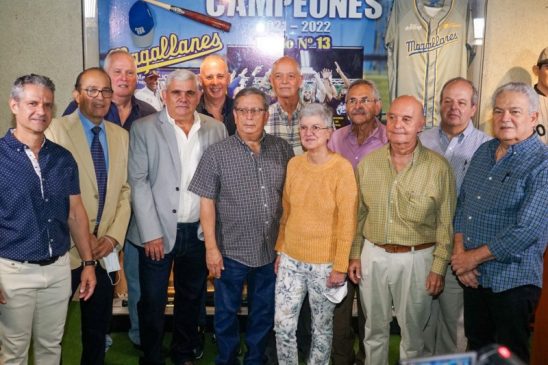 El título 13 de Magallanes ya tiene su vitrina en el Museo del Beisbol