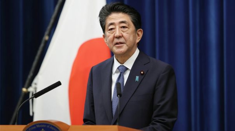 Asesinan a tiros a ex primer ministro de Japón durante un discurso