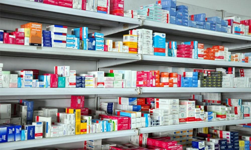 Gobierno e industria farmacéutica sostienen que hay capacidad para exportar medicamentos a Colombia