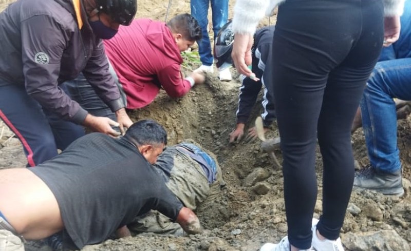 MÉRIDA: Motorizado murió al quedar atrapado en zona de derrumbe