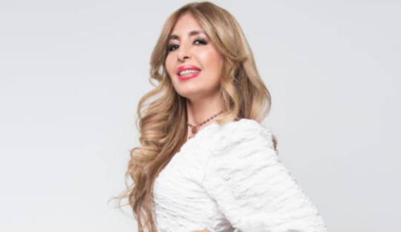 Antonietta presenta "Amor bonito" su primer sencillo en merengue