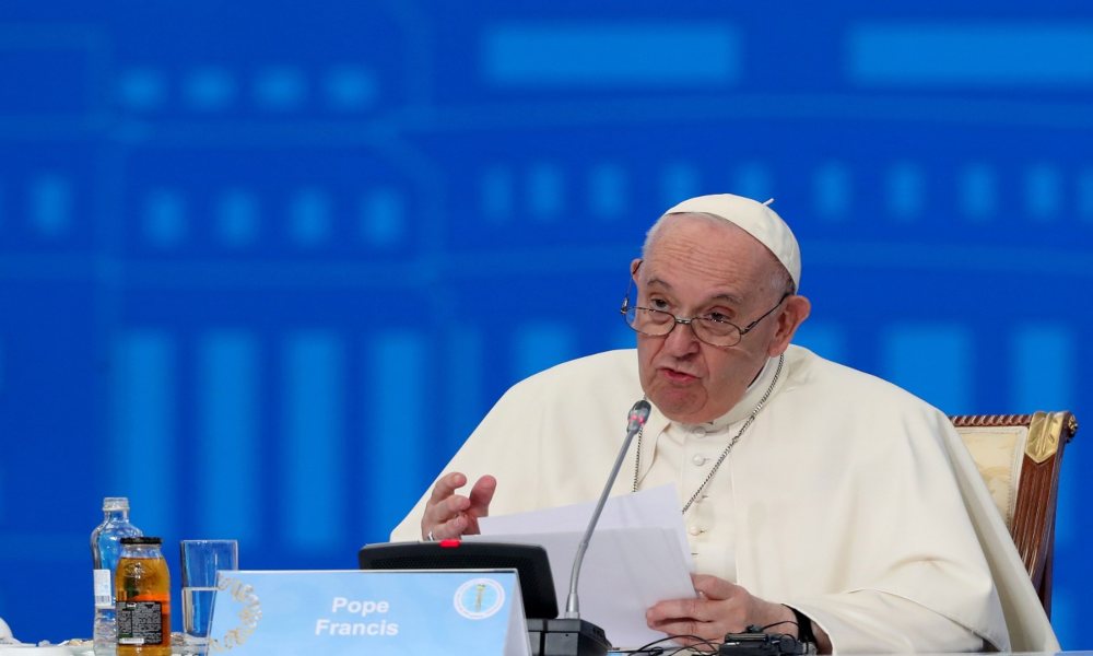 Papa: ¿Cuántos muertos más debemos esperar para alcanzar la paz en Ucrania?