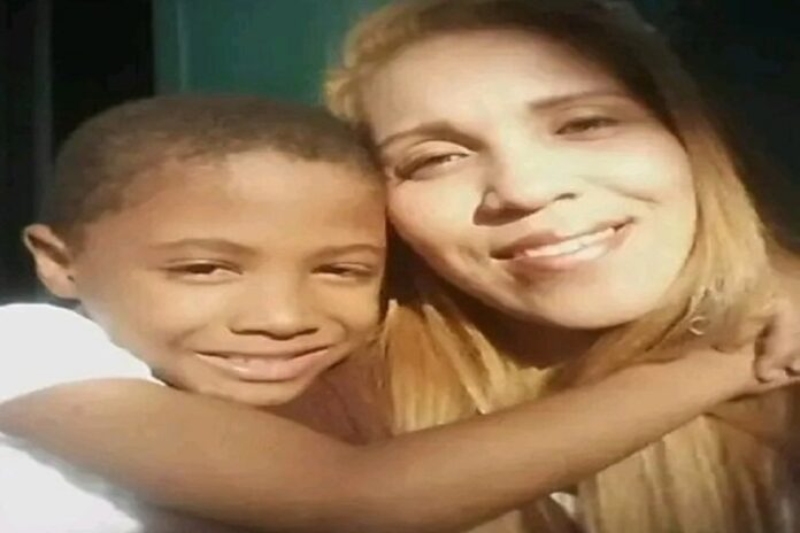 Una semana sin rastros del niño que cayó en quebrada de Chapellín en Caracas