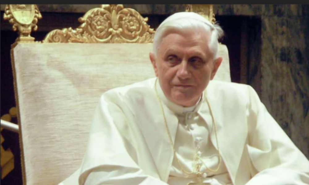 Benedicto XVI busca defenderse de demanda por presunto caso de pederastia