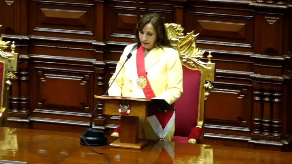 Boluarte insiste al Congreso peruano el adelanto electoral para 2023