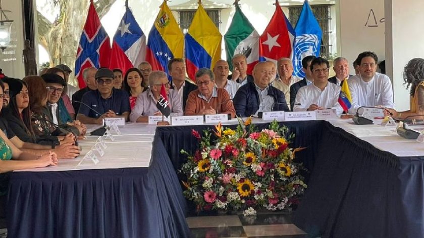 Gobierno de Colombia y ELN continuarán diálogos en febrero