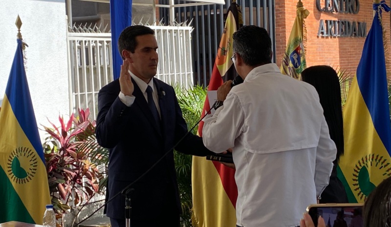 Luis Aguilar reelecto como presidente del Concejo Municipal de Baruta