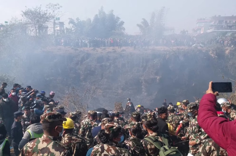 Tragedia en Nepal: Se estrelló avión con 72 tripulantes