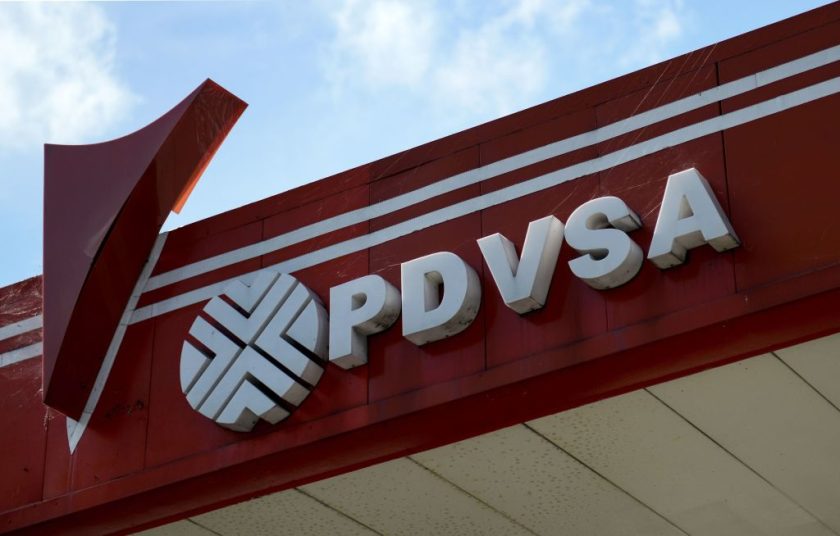 Gobierno de Maduro suspende plazos de prescripción y caducidad aplicables a bonos de PDVSA