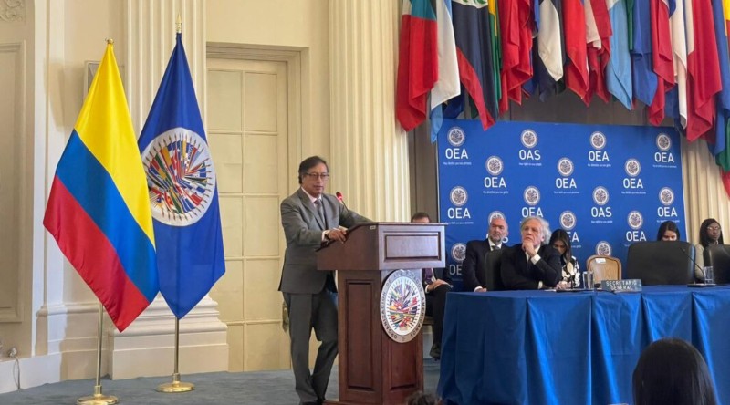 Petro propuso reintegrar a Venezuela a la OEA
