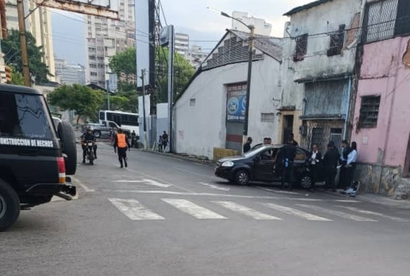Sujetos uniformados asesinaron a taxista en Caracas