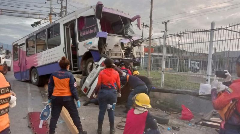 Infracción de tránsito dejó tres muertos y ocho heridos en Aragua +VIDEO