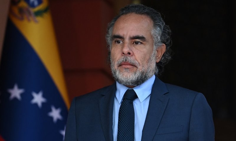 Armando Benedetti Se Mantendrá Como Embajador En Venezuela