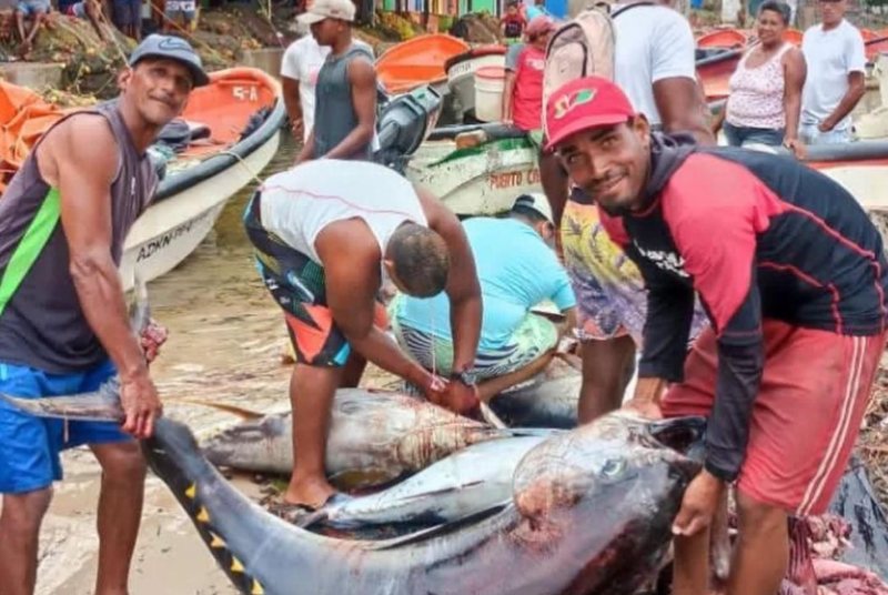 Más de 48 horas desaparecidos: buscan a pescadores de Choroní