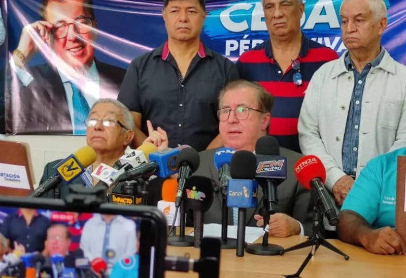 Primaria 2023: César Pérez Vivas formalizó su candidatura