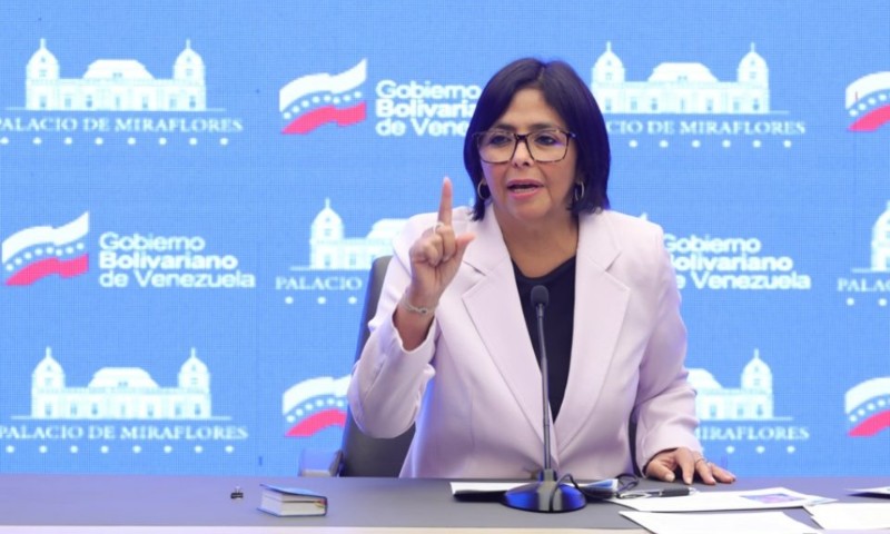 Delcy Rodríguez desmintió paralización de envíos "puerta a puerta"