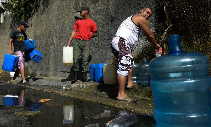 Sectores de Caracas y Miranda se quedan sin agua por reparaciones de Hidrocapital