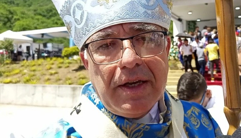 Iglesia pidió retiro de inhabilitaciones: “Dejen que el pueblo decida”