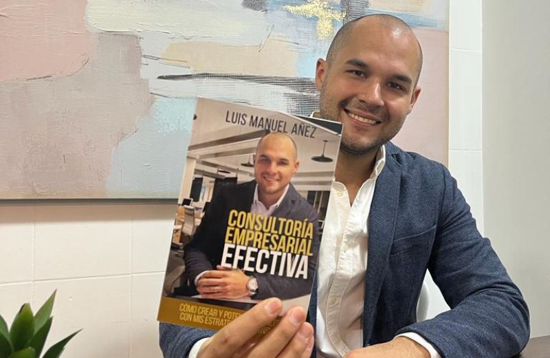 Luis Manuel Añez lanzó su libro "Consultoría Empresarial Efectiva"