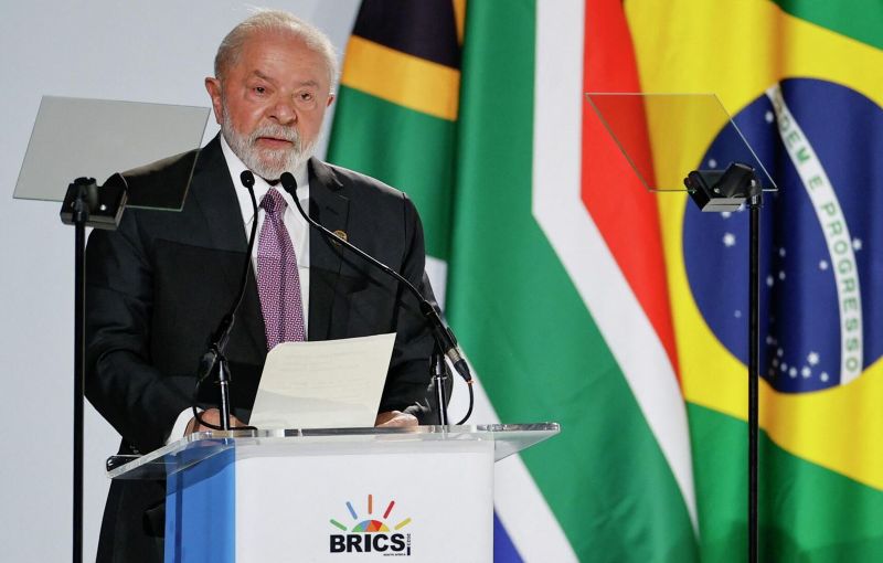 Lula impulsa "desdolarización" mundial con China, Rusia, India y Sudáfrica