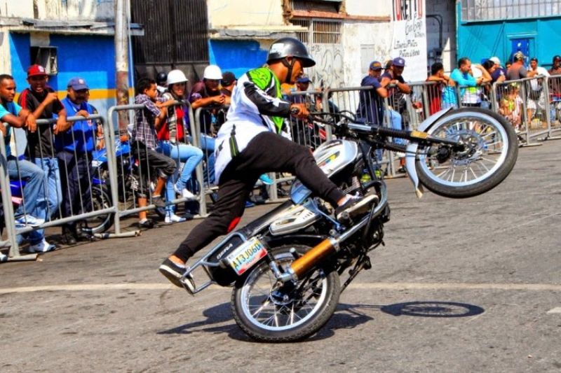 Dos muertos por prácticas de "moto piruetas" en Cojedes