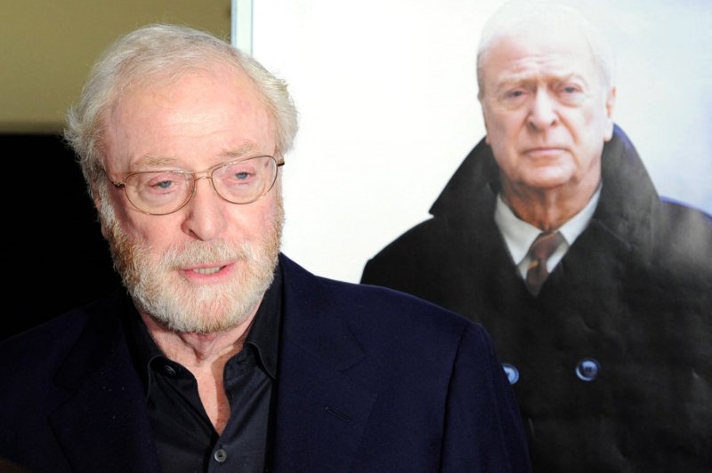 Michael Caine se retira del cine tras 70 años de carrera