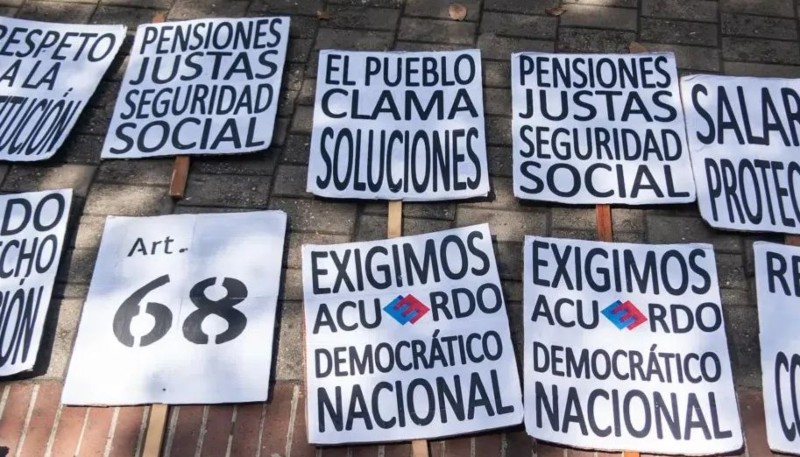 Docentes denunciaron irregularidades en el pago de aguinaldos