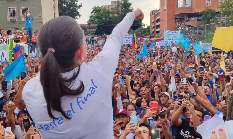 María Corina sufrió accidente de tránsito vía Mérida