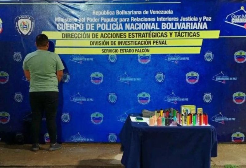 Hombre fue detenido por vender vapers en Falcón