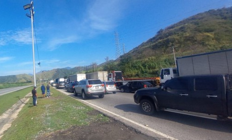 Reportan cierre de la ARC en el tramo La Cabrera +VIDEO