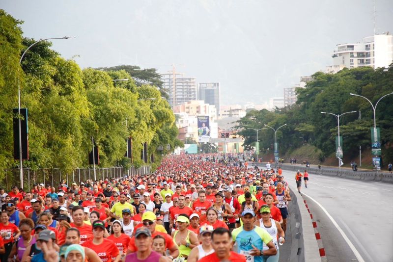 Gatorade Caracas Rock reunió a miles de corredores su edición 22
