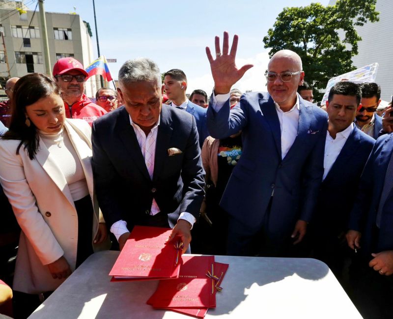 Rodríguez introdujo amparo en defensa del referendo sobre El Esequibo