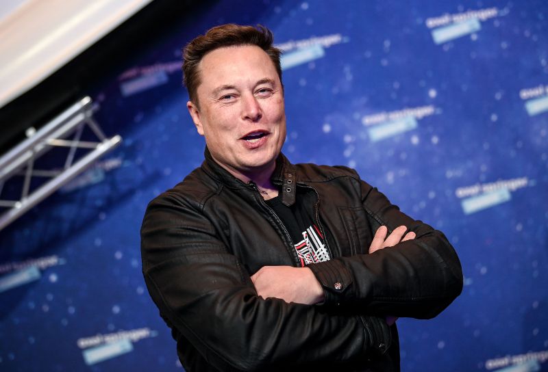 Bloomberg: Elon Musk encabeza a los más ricos del mundo