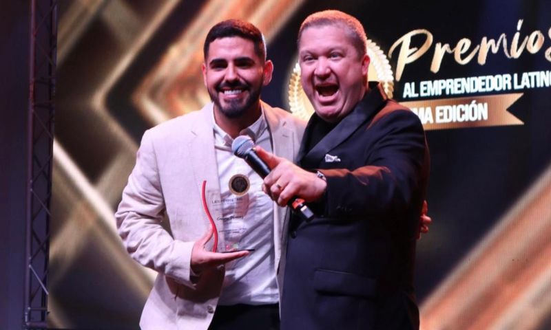 Dj venezolano ganó premio al Emprendedor Latino 2023 en EEUU