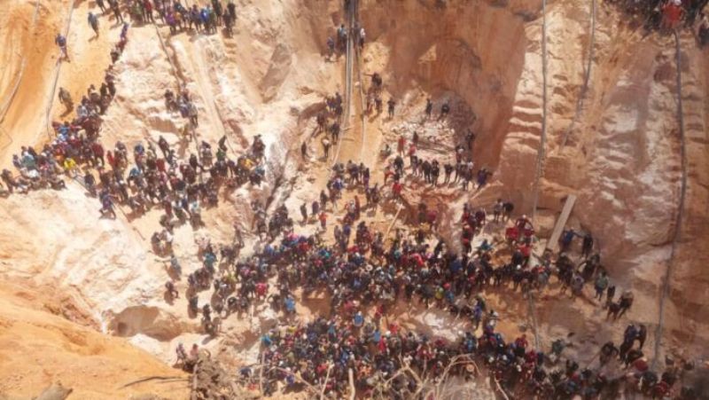 Derrumbe en la mina "Bulla Loca": se desconoce el número de heridos o fallecidos
