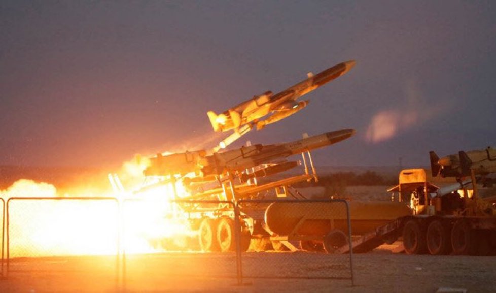 Irán ataca a Israel con 100 drones y misiles +VIDEOS