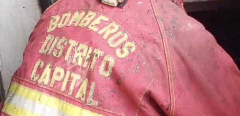 Una mujer murió en incendio registrado en 23 de Enero