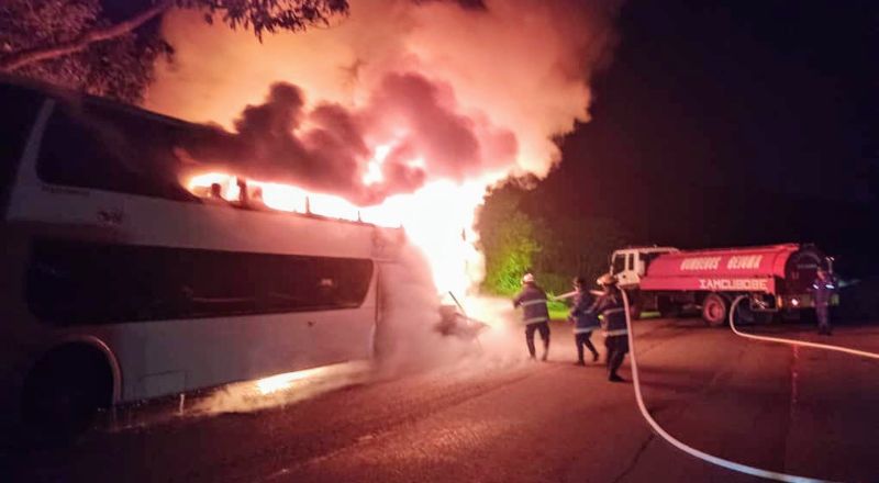 Expreso que viajaba a Maracaibo se incendió en Bejuma