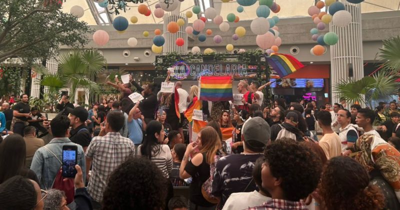 Activistas LGBTIQ+ protestan en el Sambil contra la discriminación