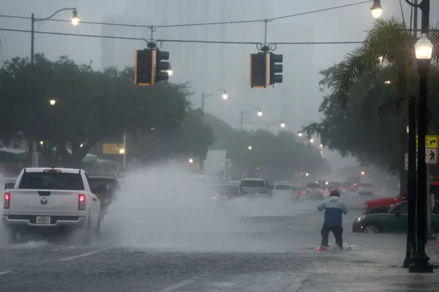 Declaran emergencia en Miami-Dade por mal tiempo