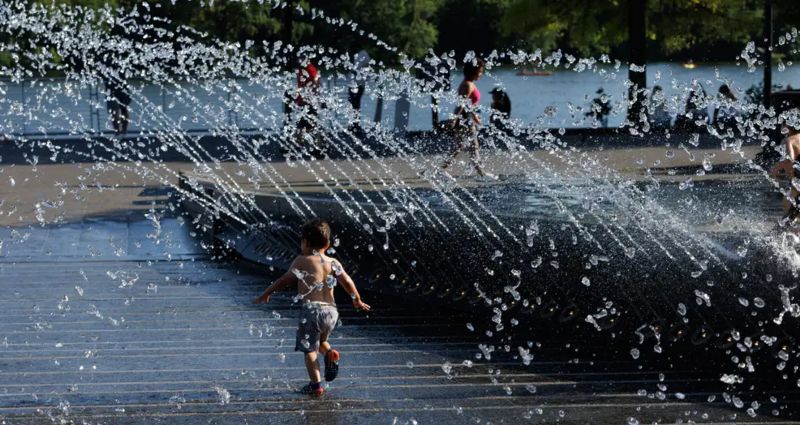 Ola de calor amenaza a 100 millones de personas en EEUU