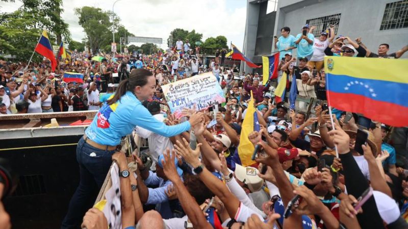 María Corina Machado: No habrá venganza contra empleados públicos