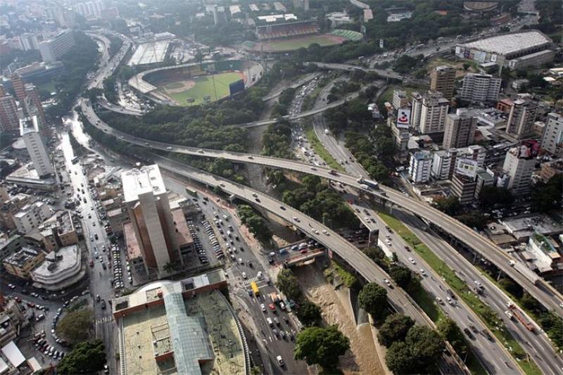Tome precaución: Cierran el Distribuidor El Pulpo sentido El Valle este 22jul